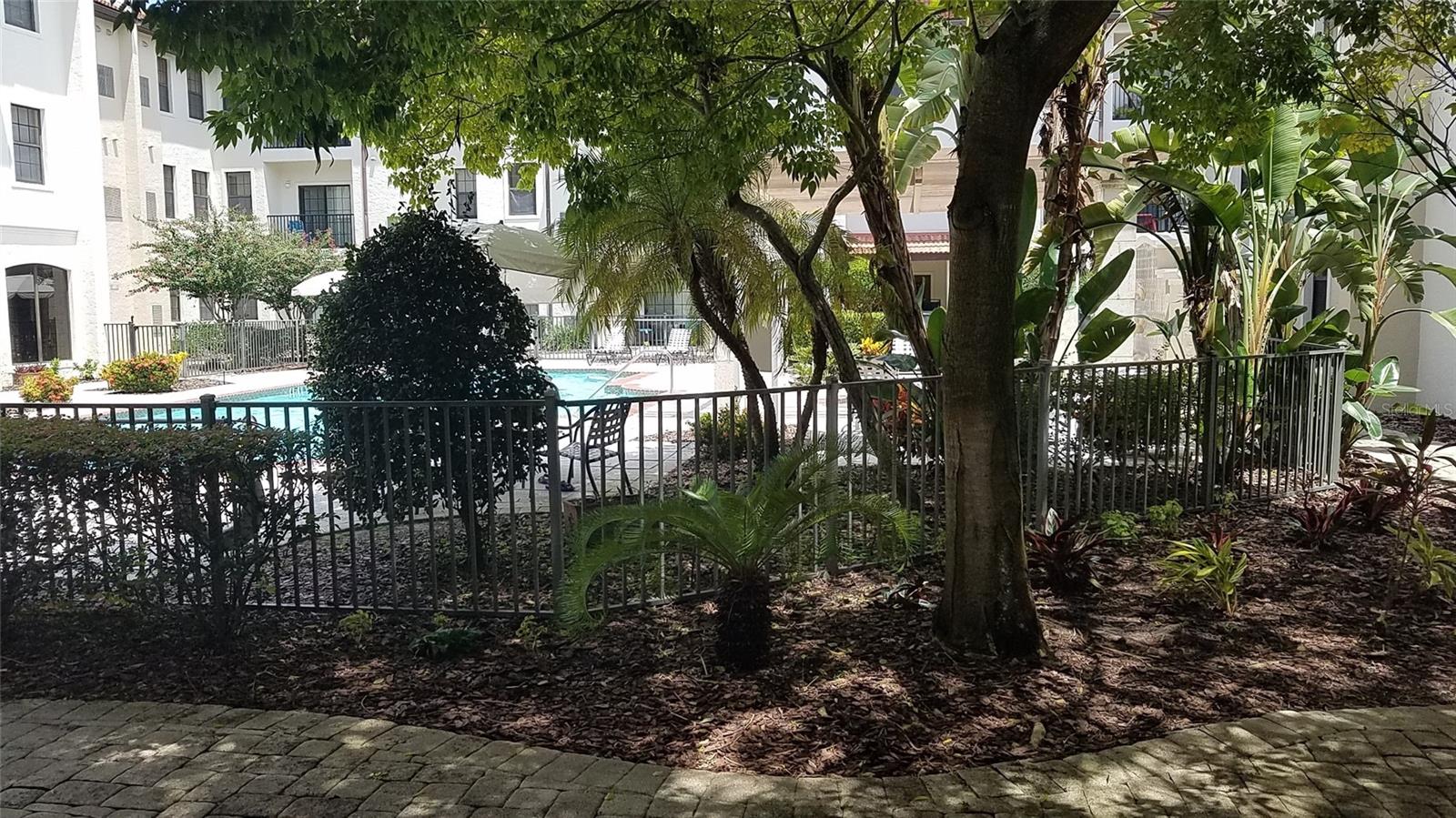 REGISTRY/MICHIGAN PARK - Residential Lease