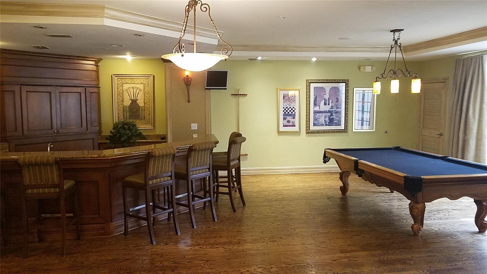 REGISTRY/MICHIGAN PARK - Residential Lease