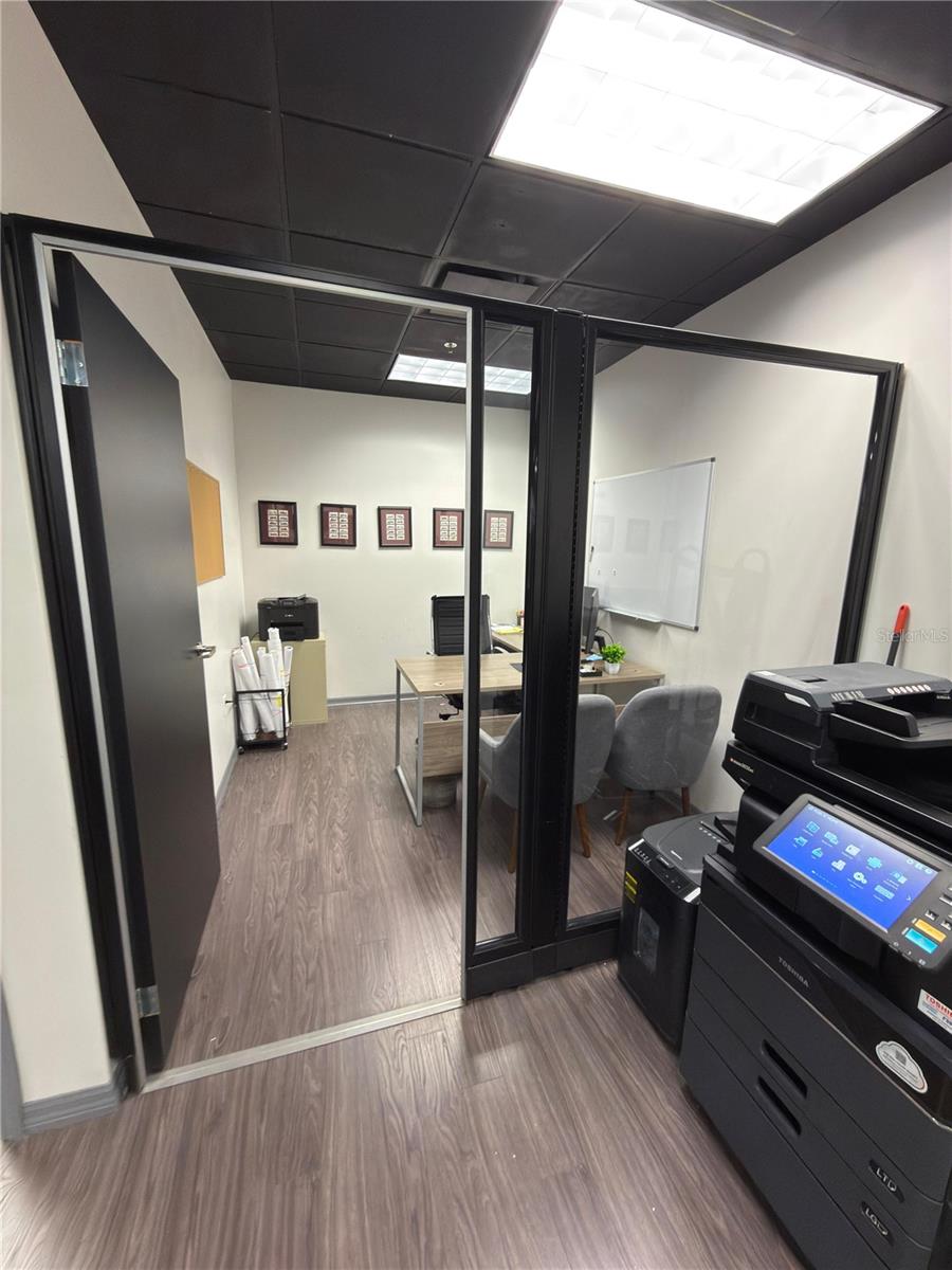 WINDERMERE BUS CENTER - Commercial Sale