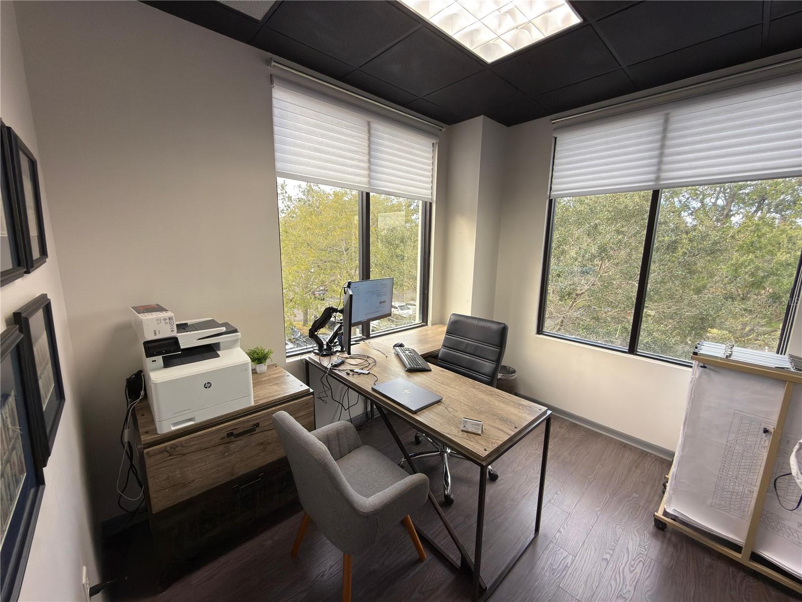 WINDERMERE BUS CENTER - Commercial Sale