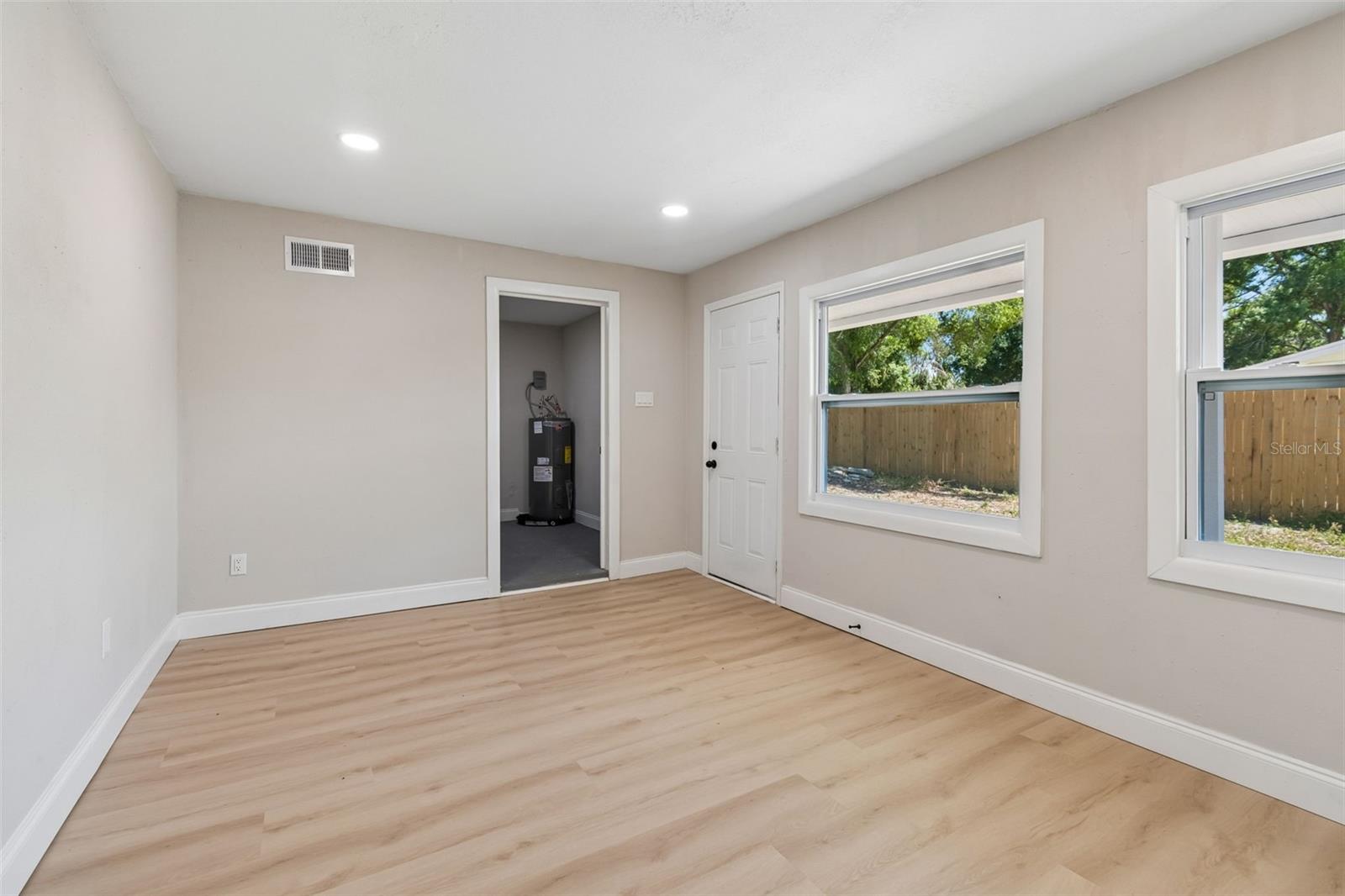 KINGS FOREST - Residential
