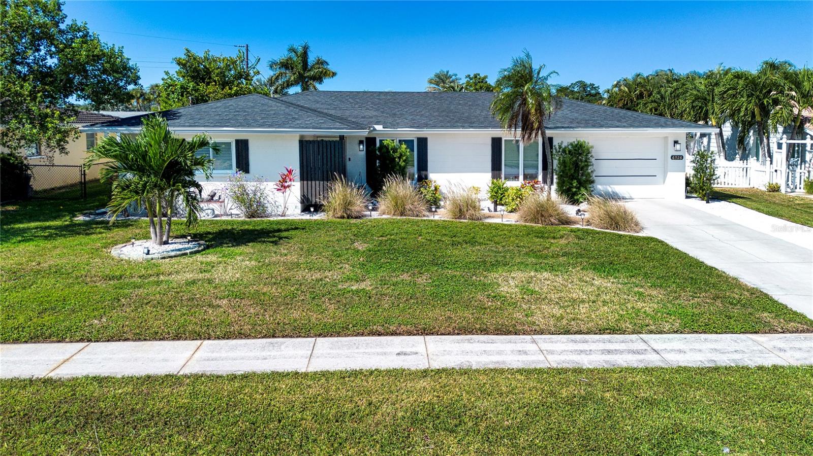 6926 ANTIGUA PLACE, SARASOTA, FL, 34231 1 6926 ANTIGUA PLACE