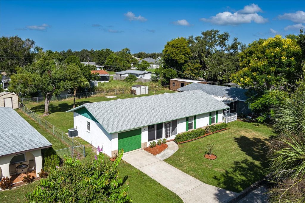 Photo of 1215 20th Avenue W, Palmetto, FL 34221 (MLS # A4664617)