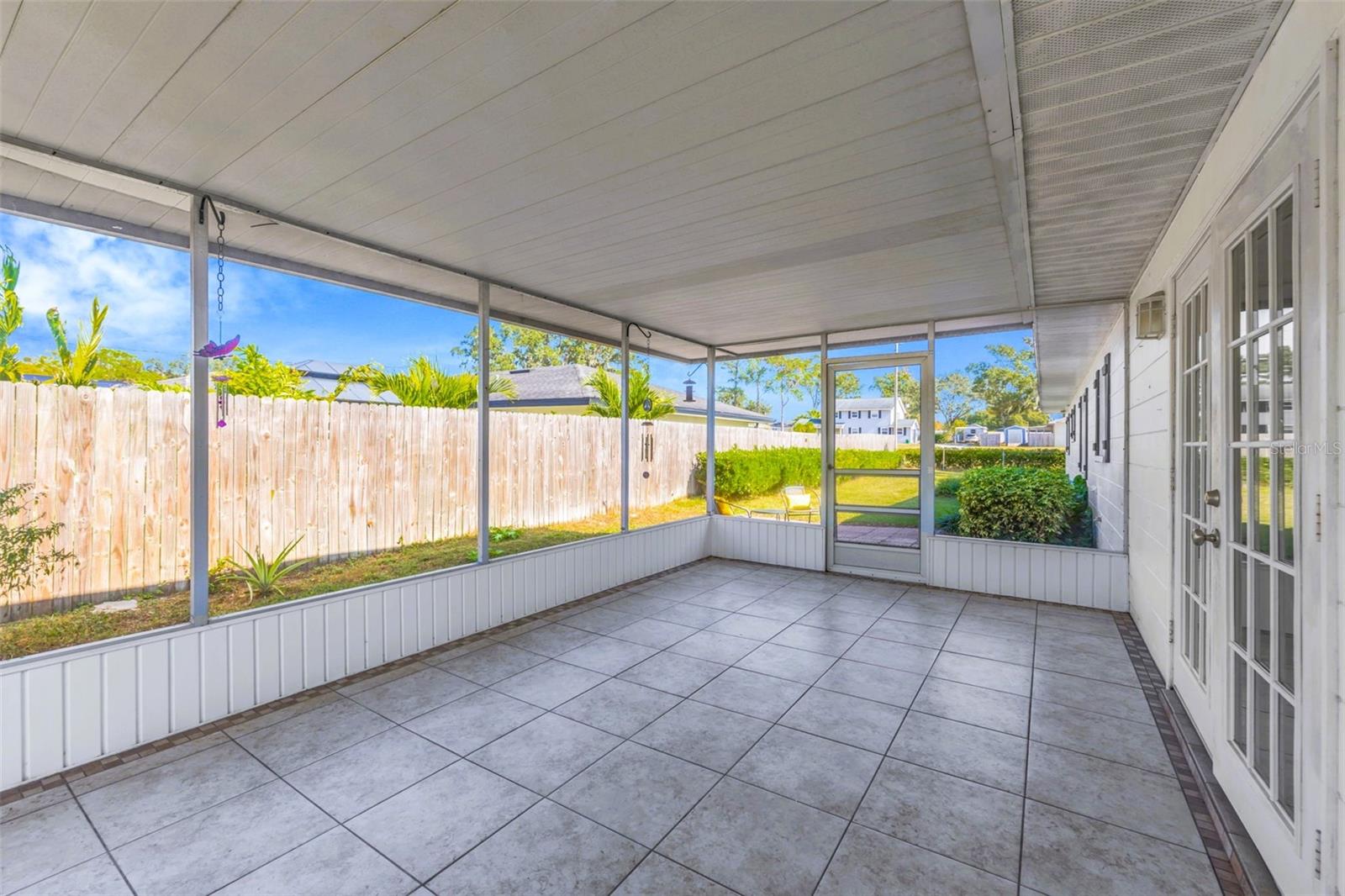 EXECUTIVE ESTATES - Residential