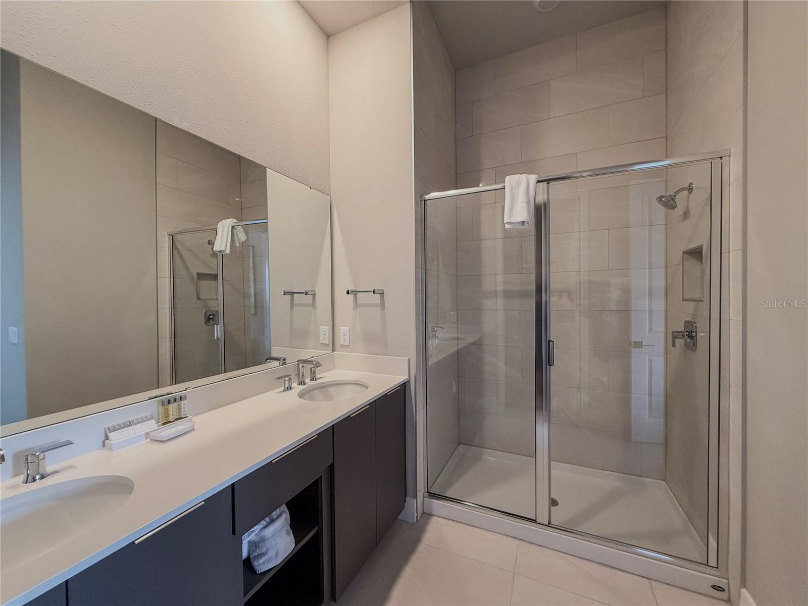 SPECTRUM AT REUNION CONDO PH 7A & 7B - Residential