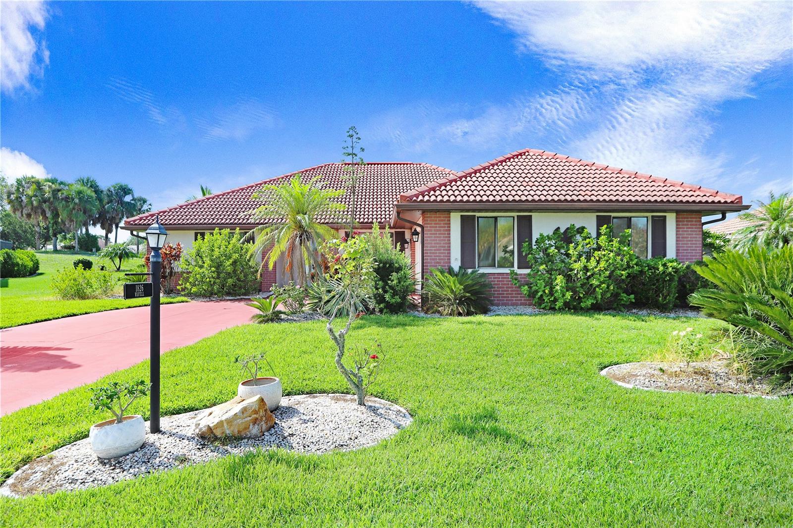 GREENBRIAR SUB - Residential Lease