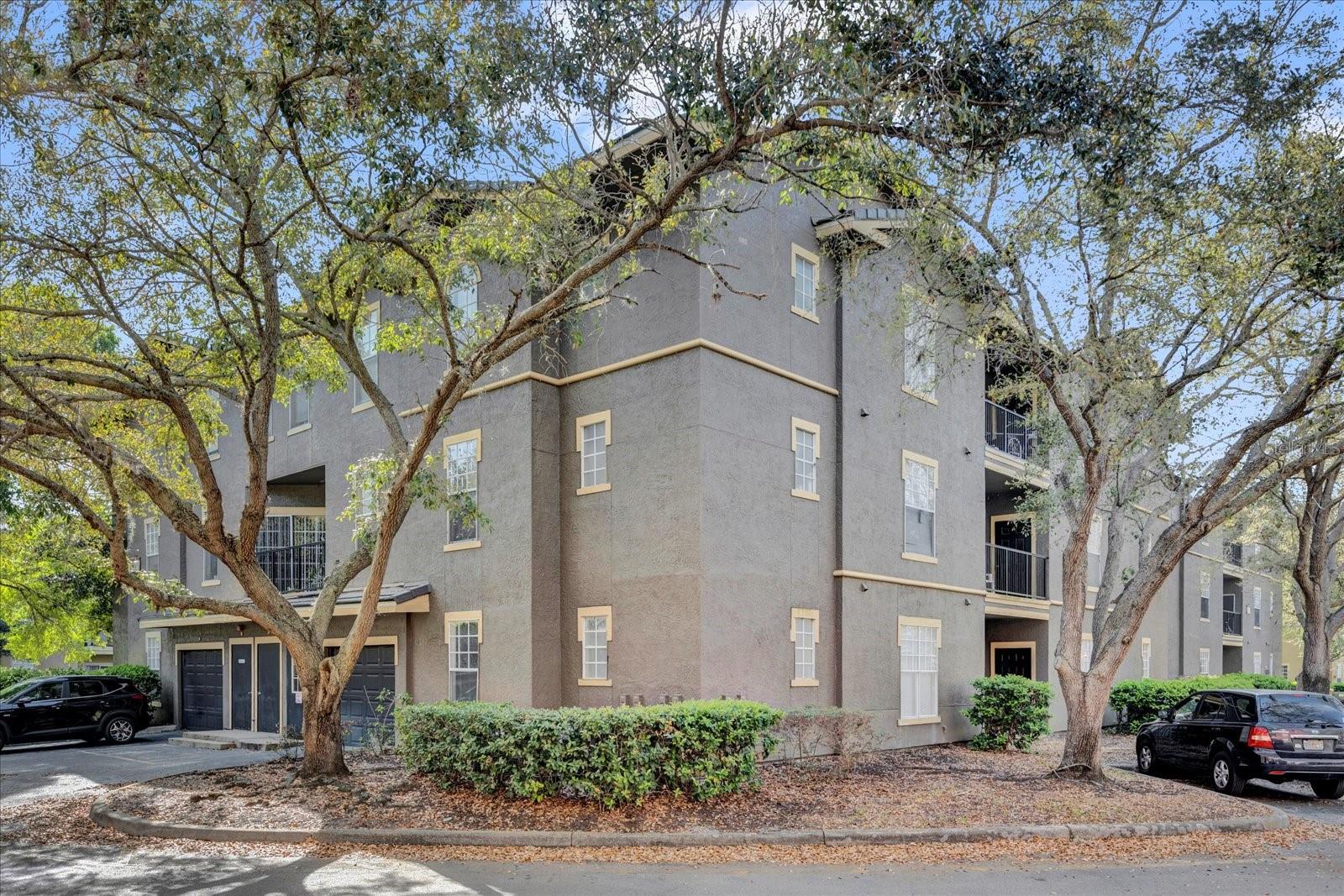 NOTTING HILL A CONDO - Residential Lease