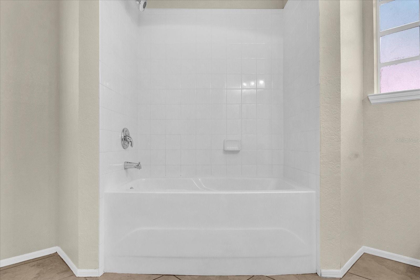 NOTTING HILL A CONDO - Residential Lease