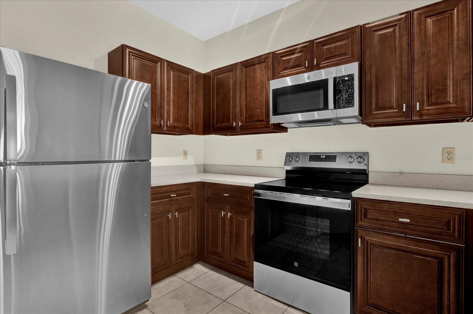 NOTTING HILL A CONDO - Residential Lease