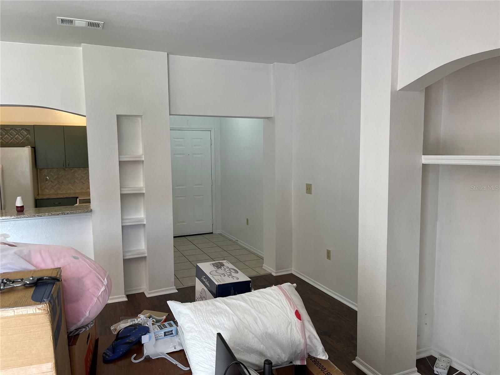 NOTTING HILL A CONDO - Residential Lease