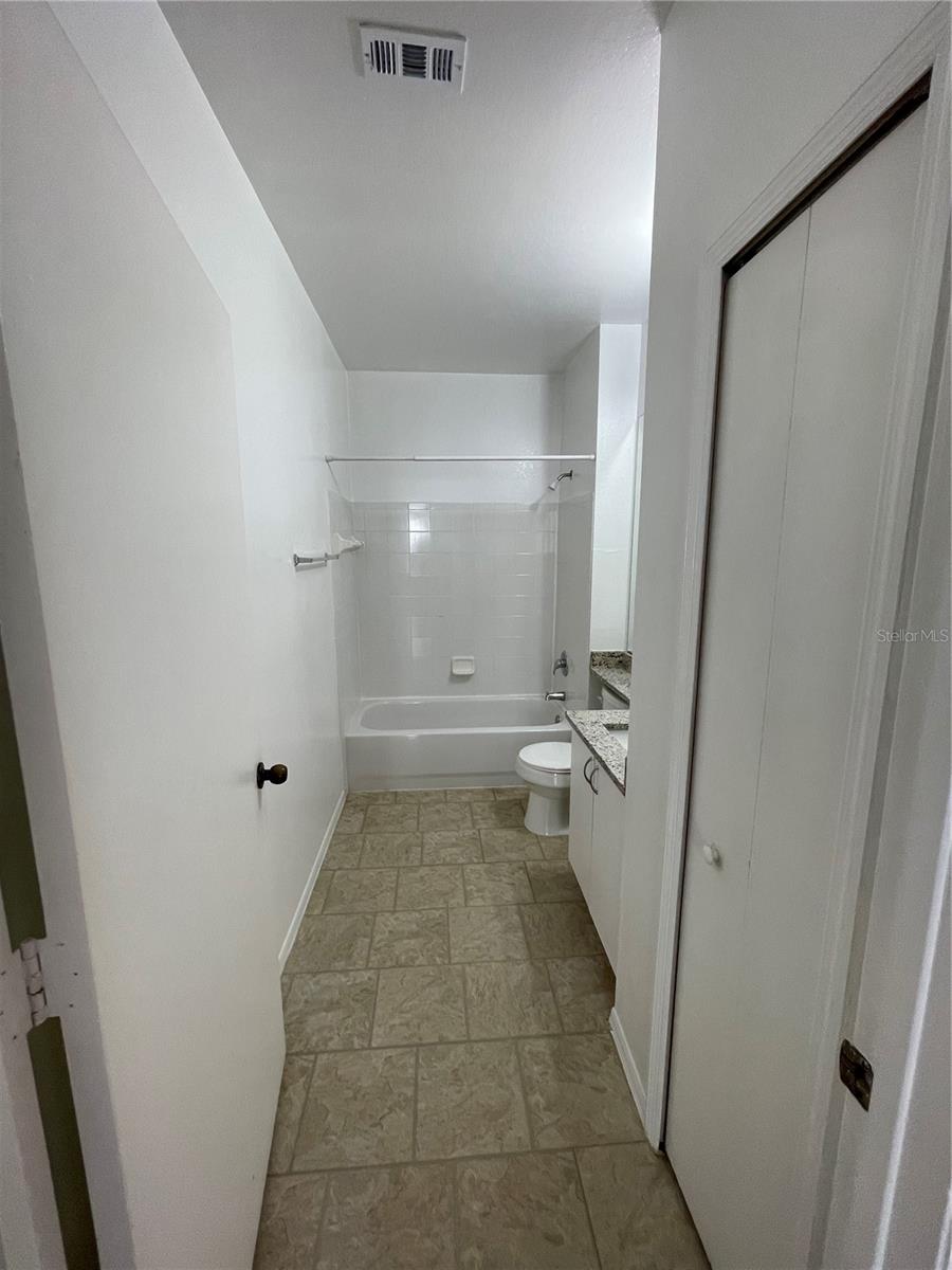 NOTTING HILL A CONDO - Residential Lease