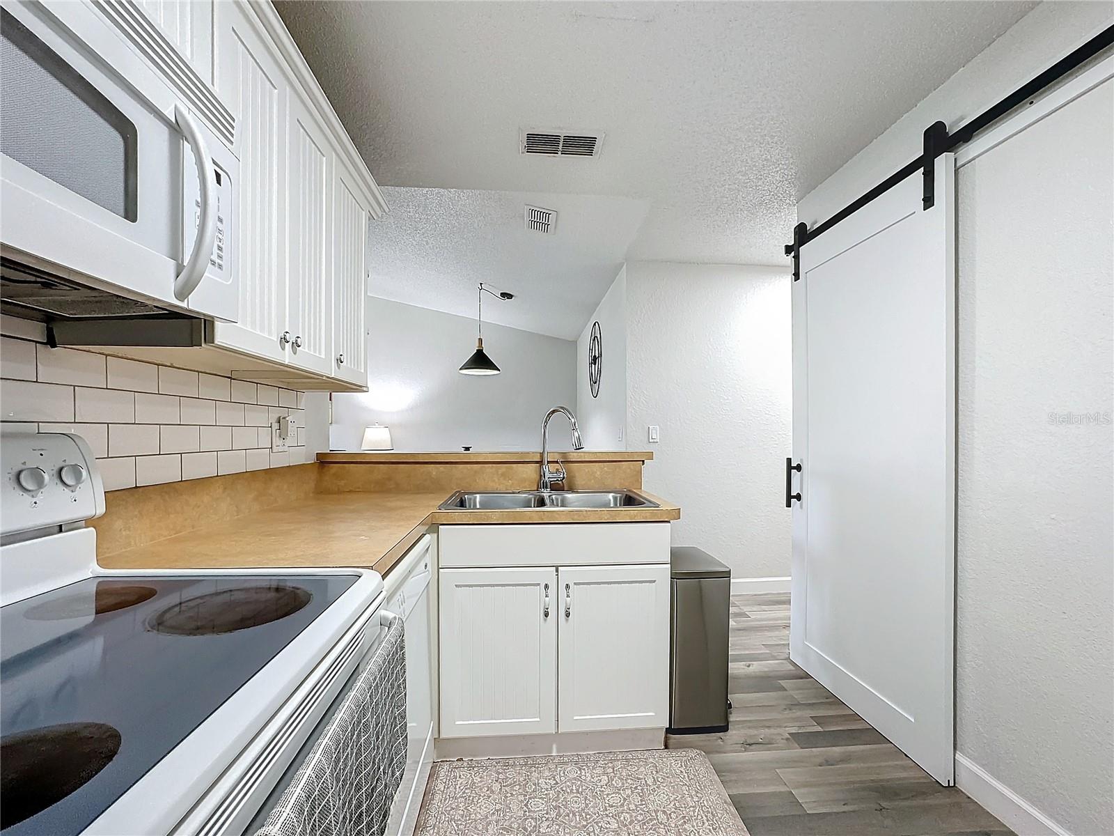 GRAND PALMS - Residential