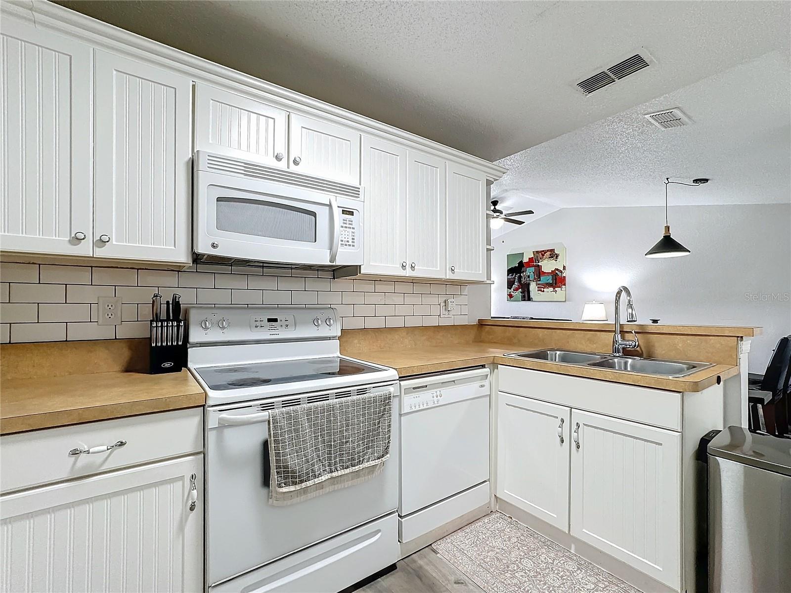 GRAND PALMS - Residential