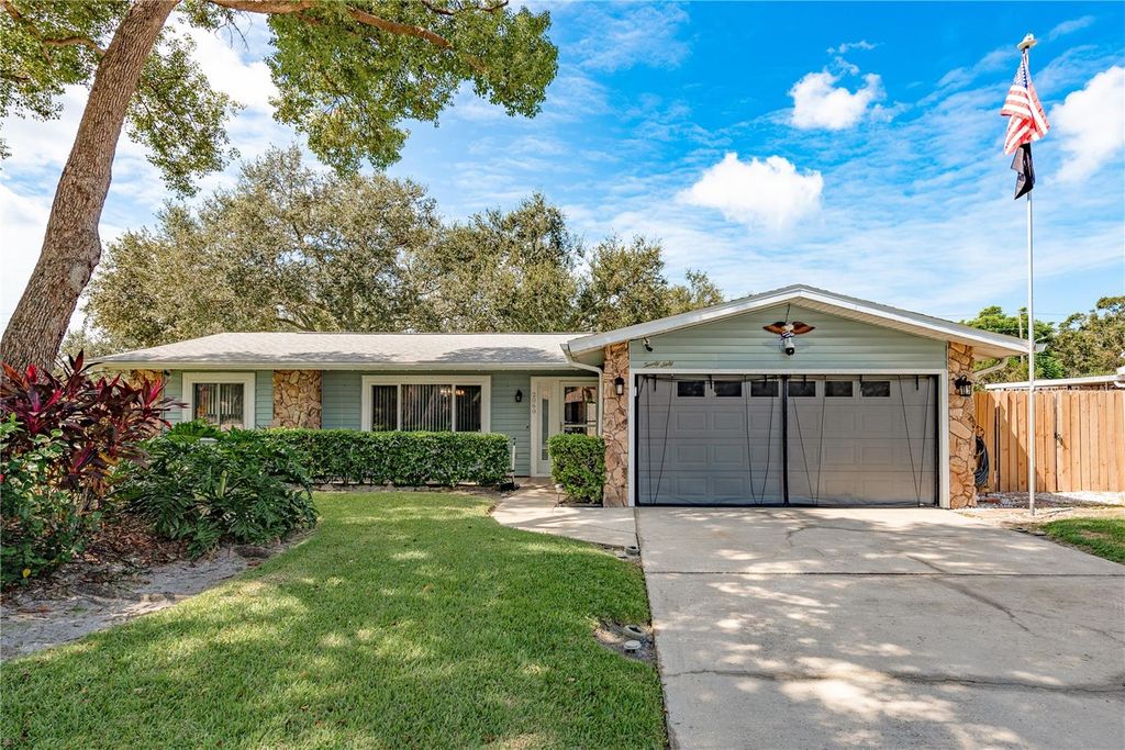 Photo of 2060 Butternut Circle W, Clearwater, FL 33763 (MLS # TB8434519)