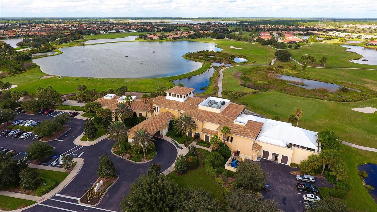 VENETIAN GOLF AND RIVER CLUB. - Residential
