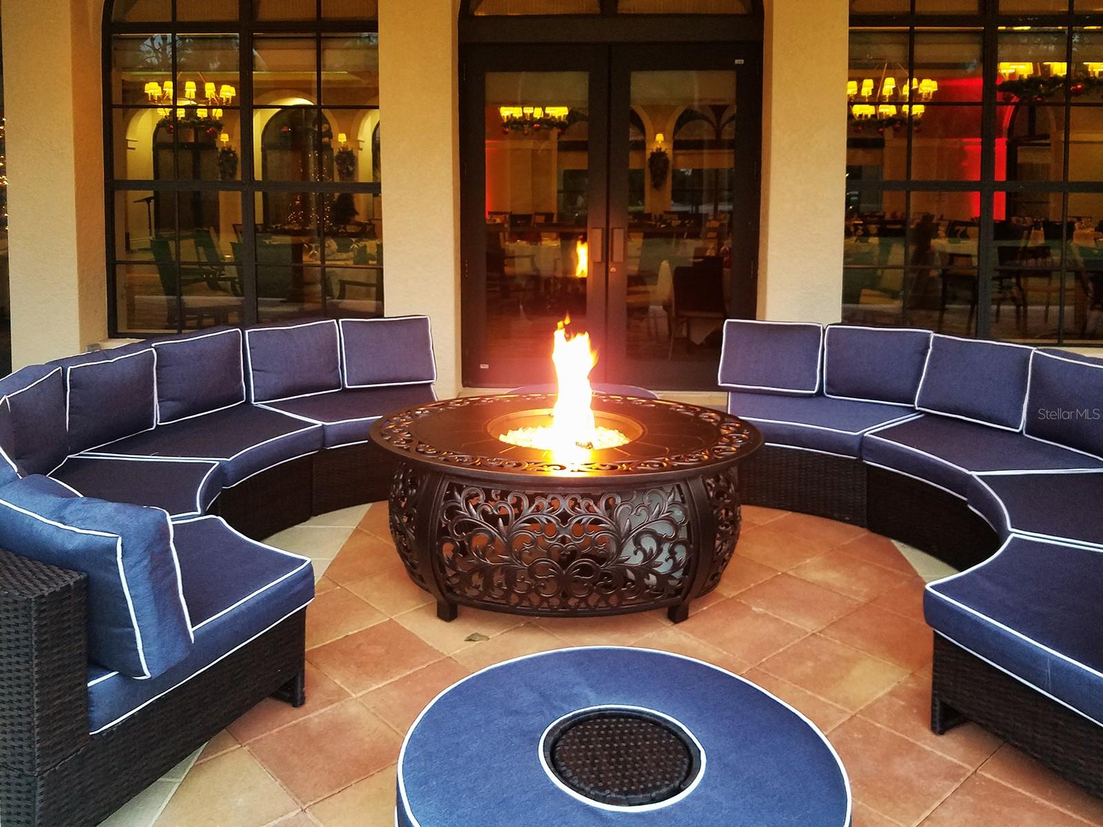 VENETIAN GOLF AND RIVER CLUB. - Residential