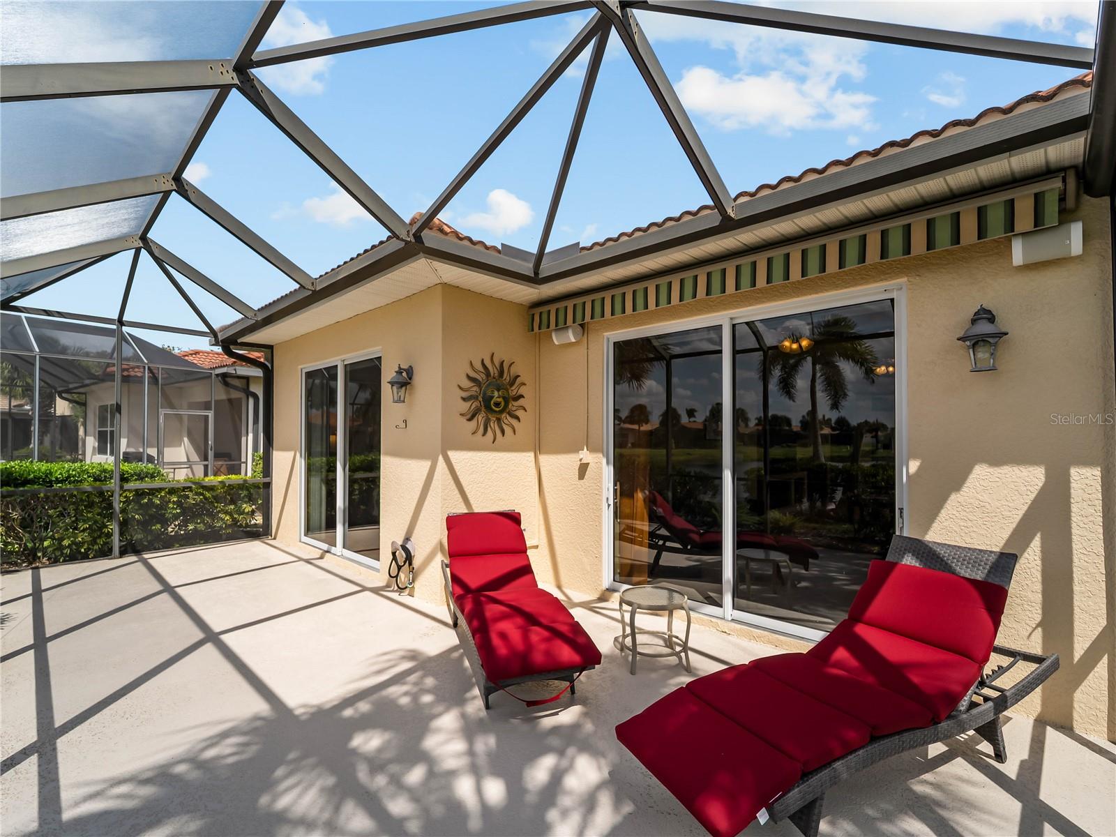 VENETIAN GOLF AND RIVER CLUB. - Residential
