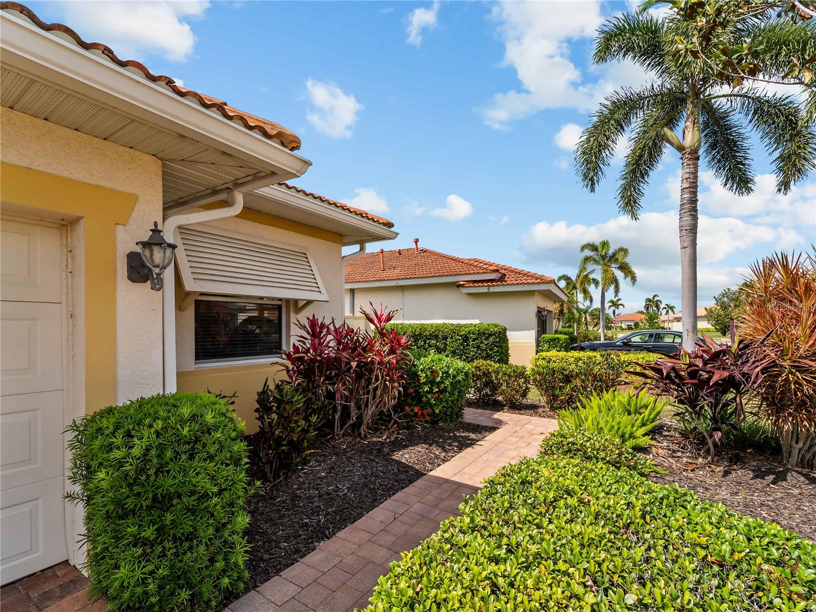 VENETIAN GOLF AND RIVER CLUB. - Residential