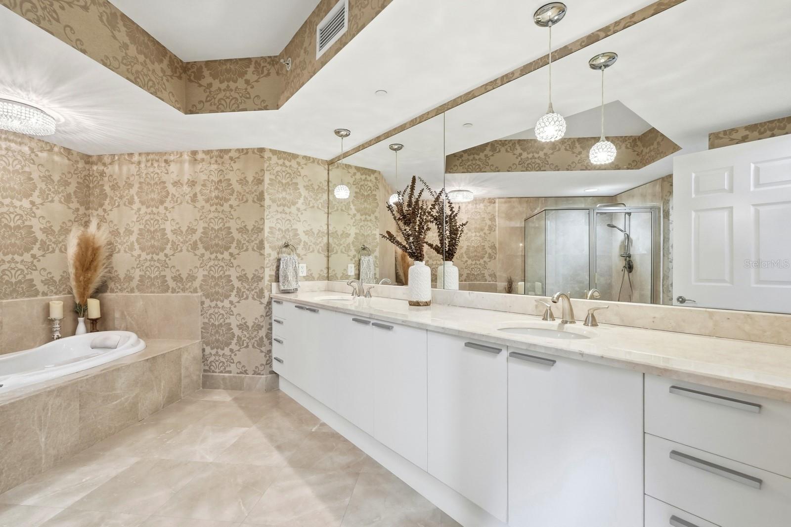 MARINA GRANDE/HALIFAX 01 - Residential