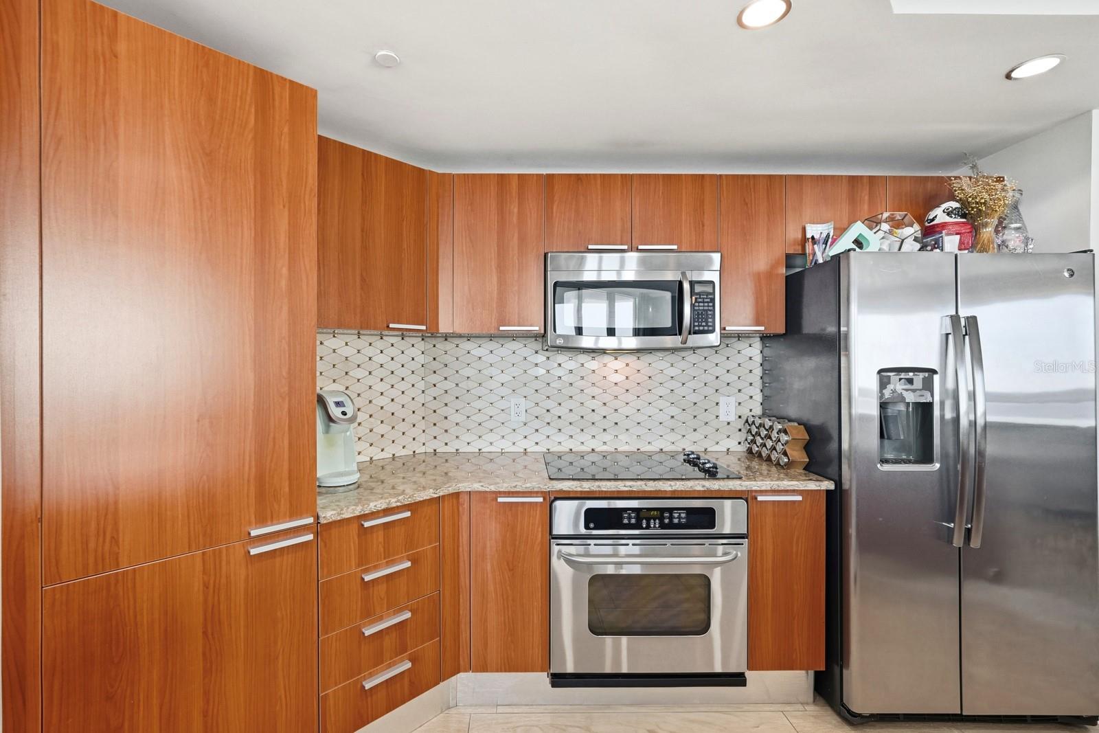 MARINA GRANDE/HALIFAX 01 - Residential