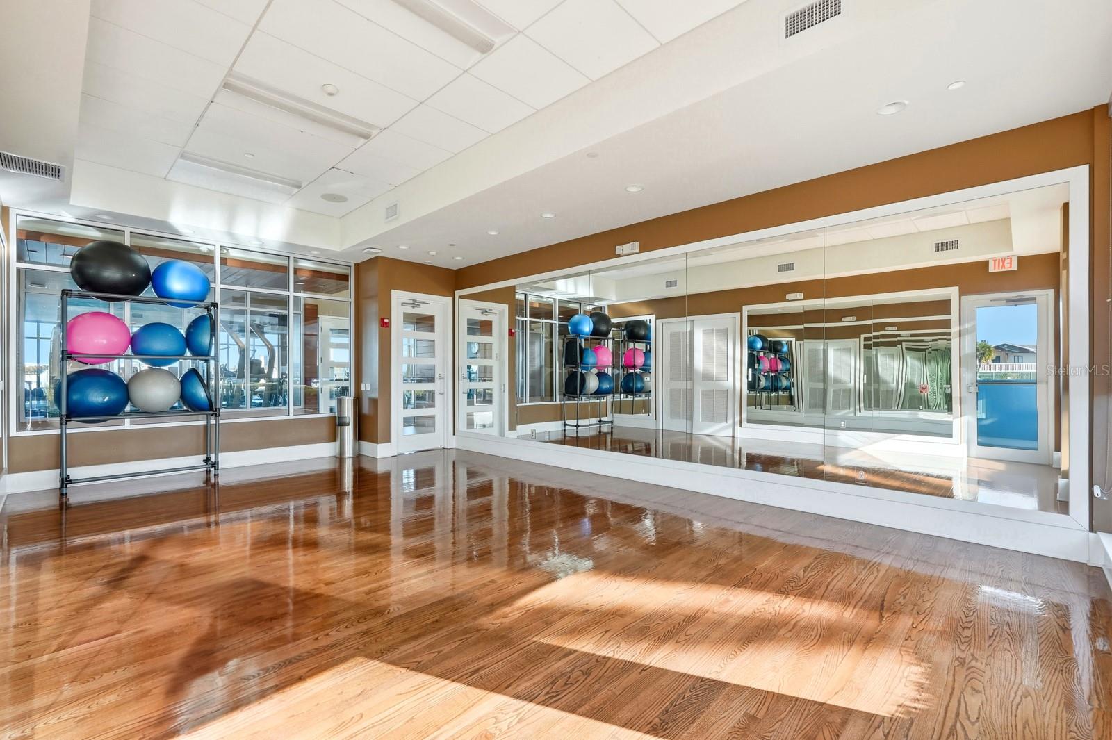 MARINA GRANDE/HALIFAX 01 - Residential