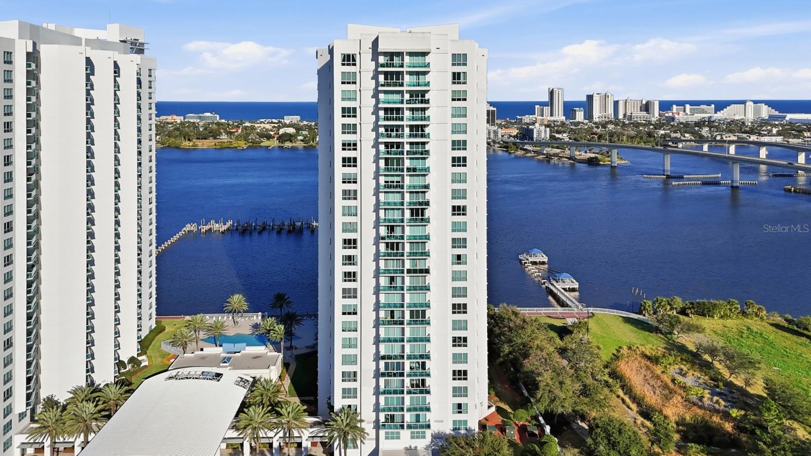 MARINA GRANDE/HALIFAX 01 - Residential