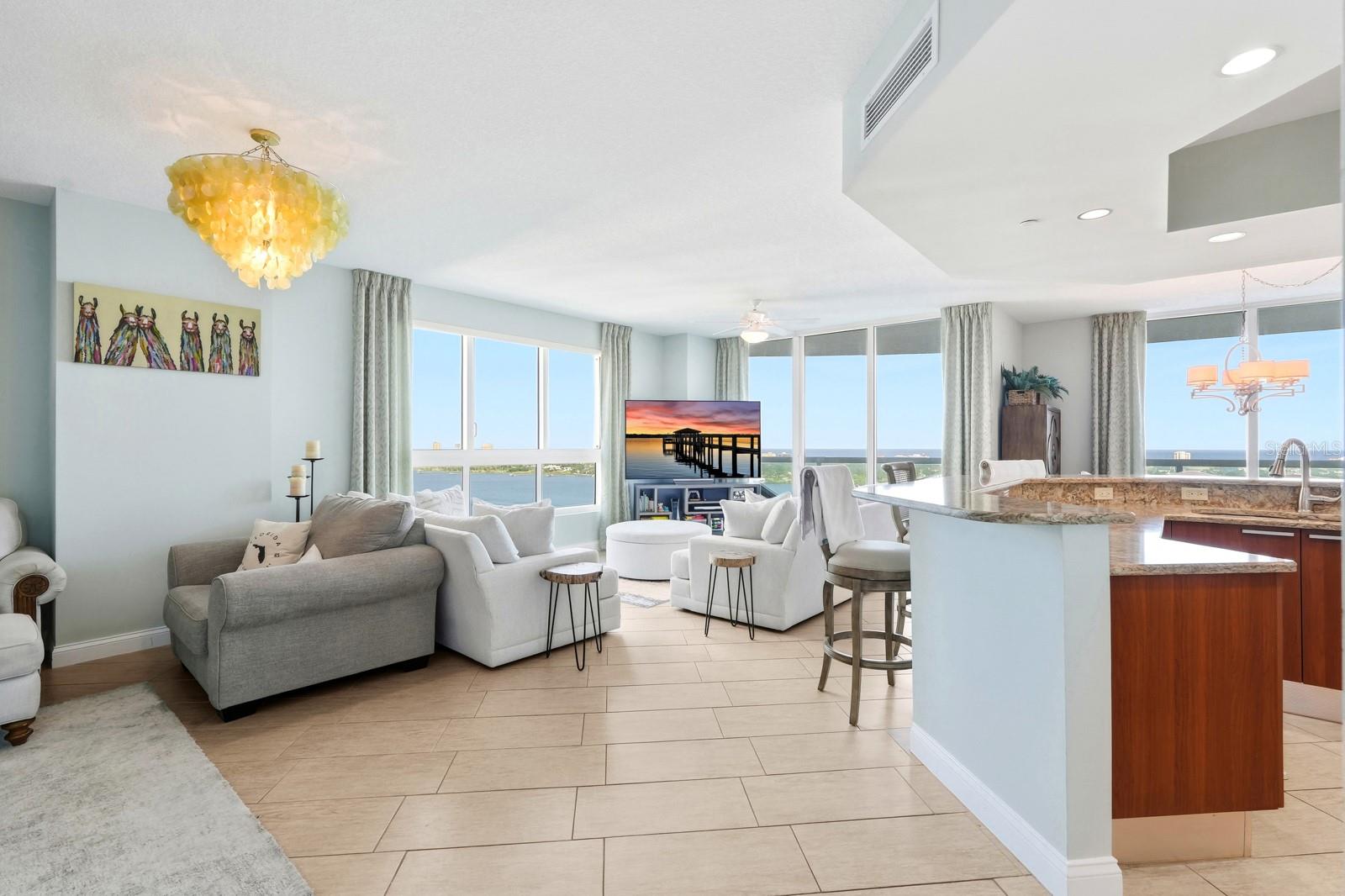 MARINA GRANDE/HALIFAX 01 - Residential