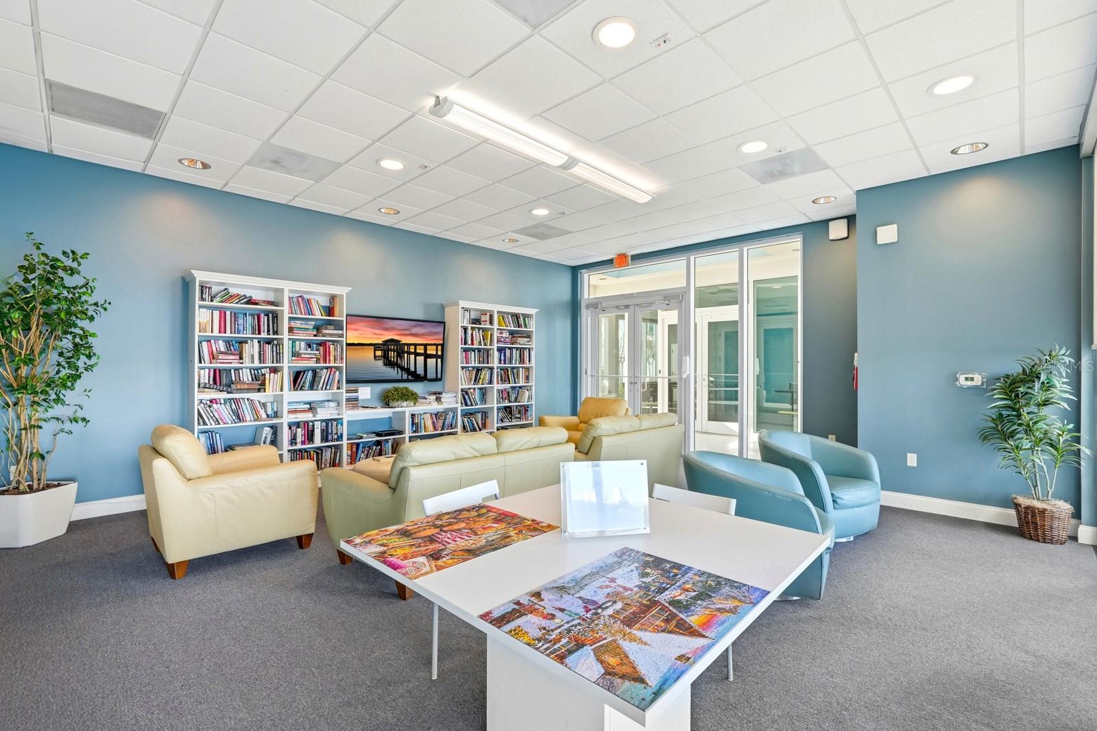 MARINA GRANDE/HALIFAX 01 - Residential