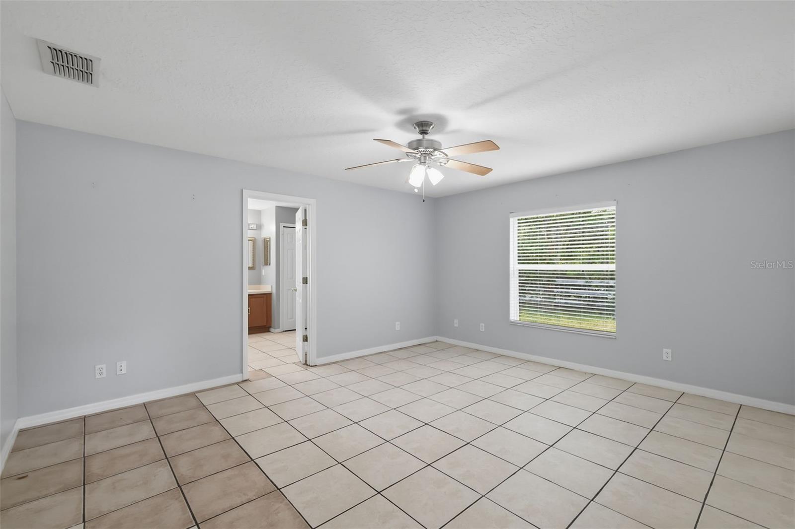LEXINGTON VILLAGE PH 01 - Residential