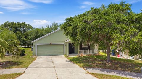 Tiny photo for 3002 Lorimer Ct, Groveland, FL 34736 (MLS # G5112622)