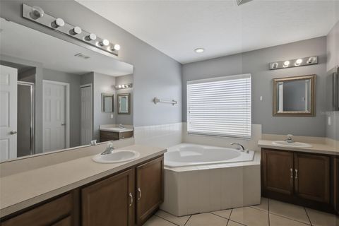 Tiny photo for 3002 Lorimer Ct, Groveland, FL 34736 (MLS # G5112622)