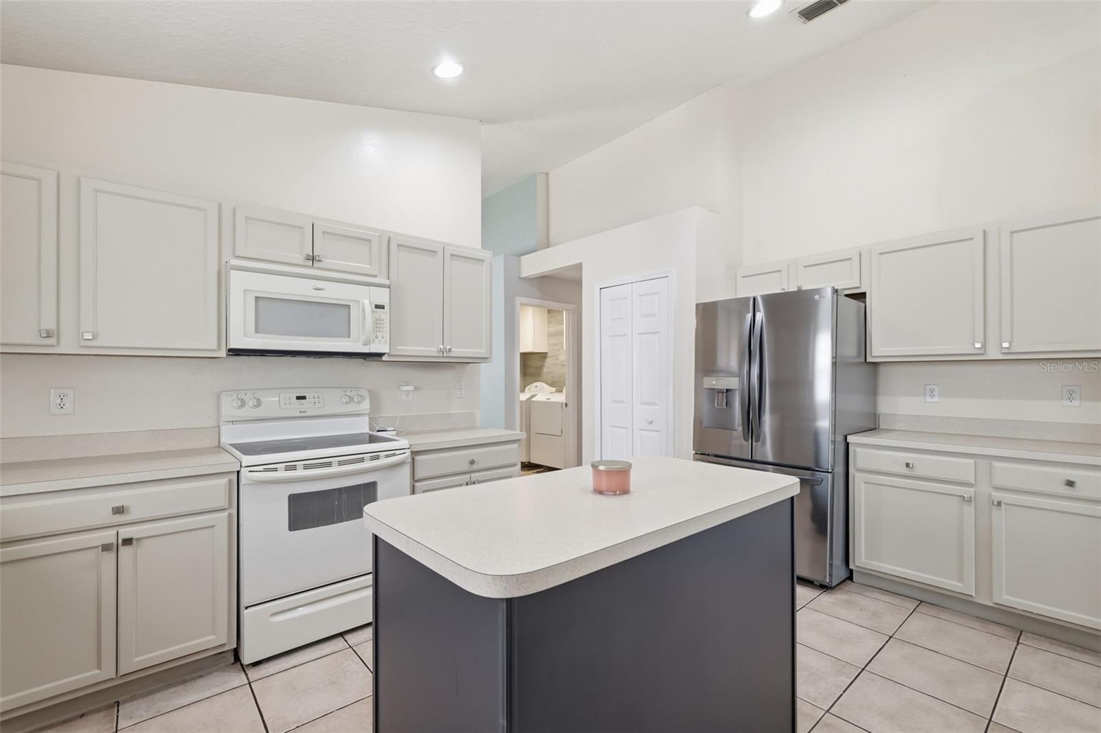 LEXINGTON VILLAGE PH 01 - Residential