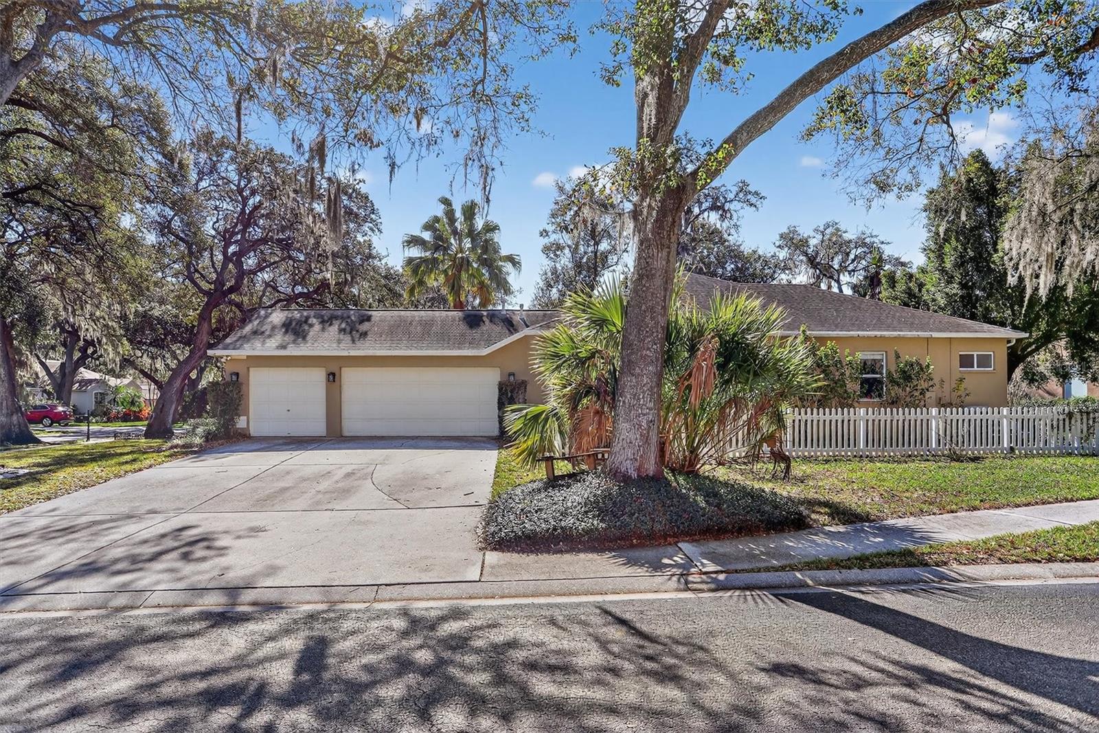 EAGLEWOOD ESTATES - Residential