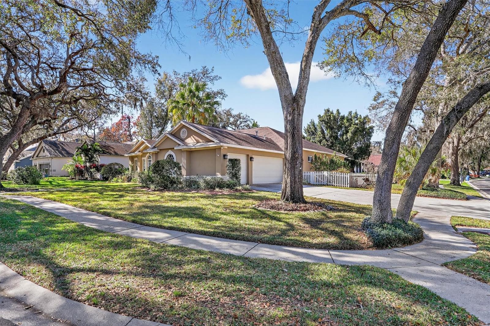 EAGLEWOOD ESTATES - Residential