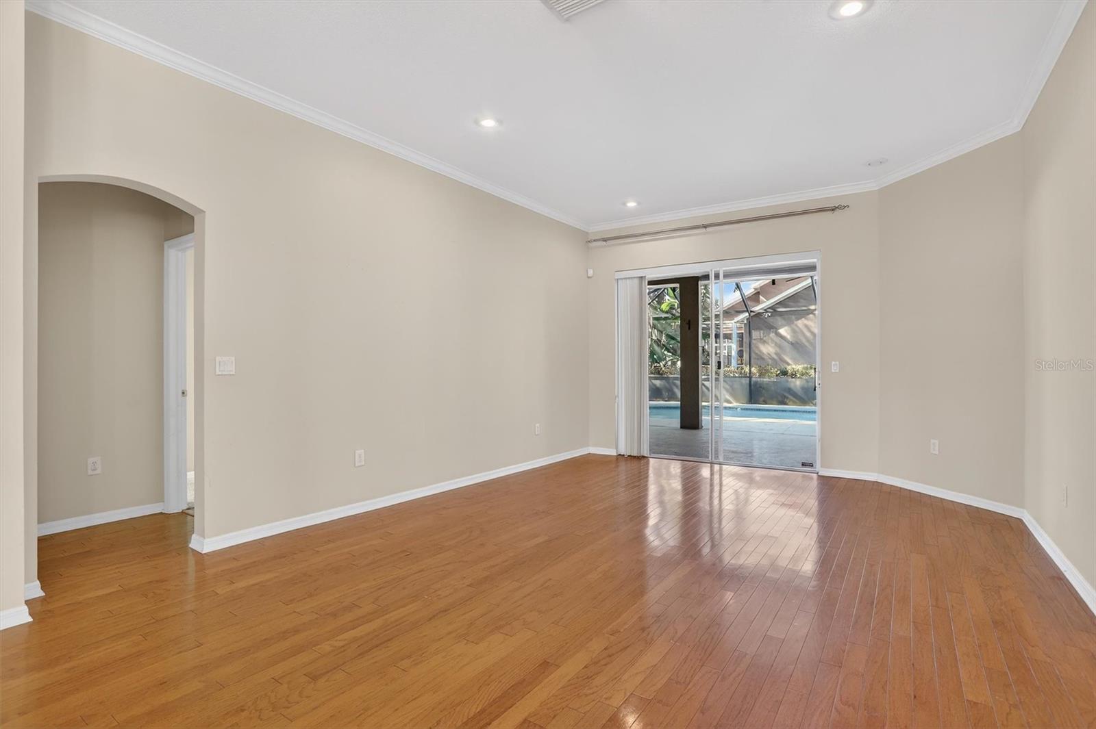 EAGLEWOOD ESTATES - Residential