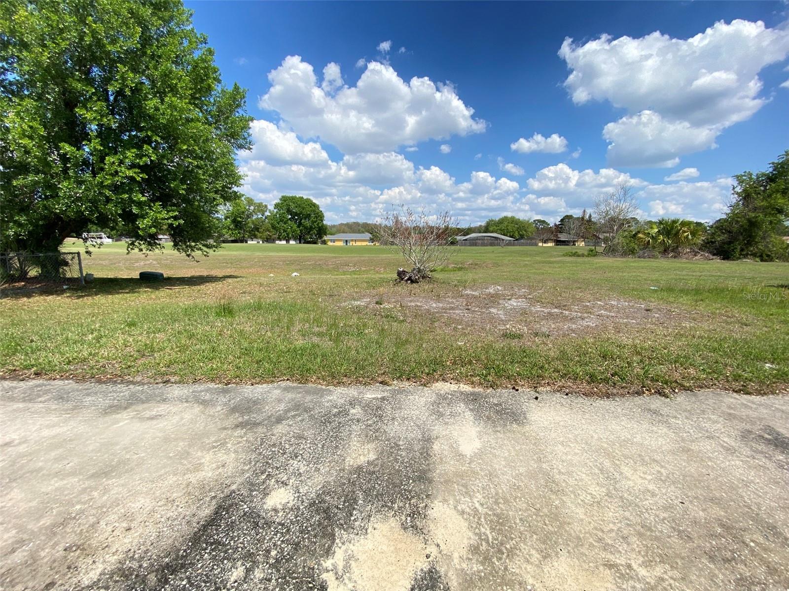 MEADOW WOODS VILLAGE 04 - Residential