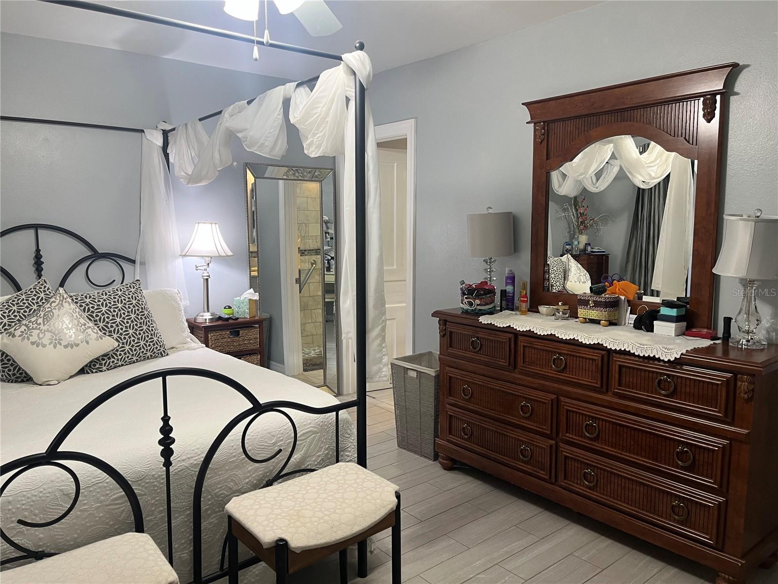 HERITAGE VILLAGE WEST - Residential