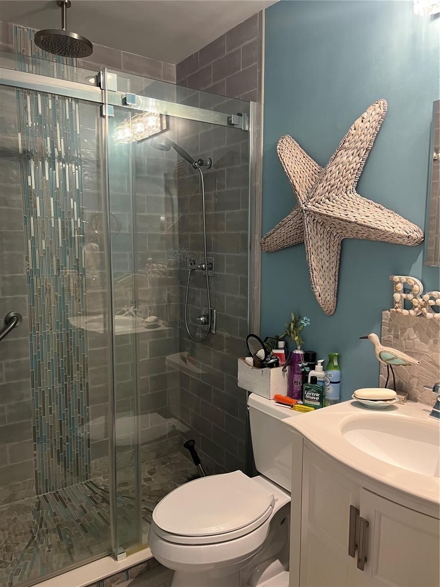 HERITAGE VILLAGE WEST - Residential