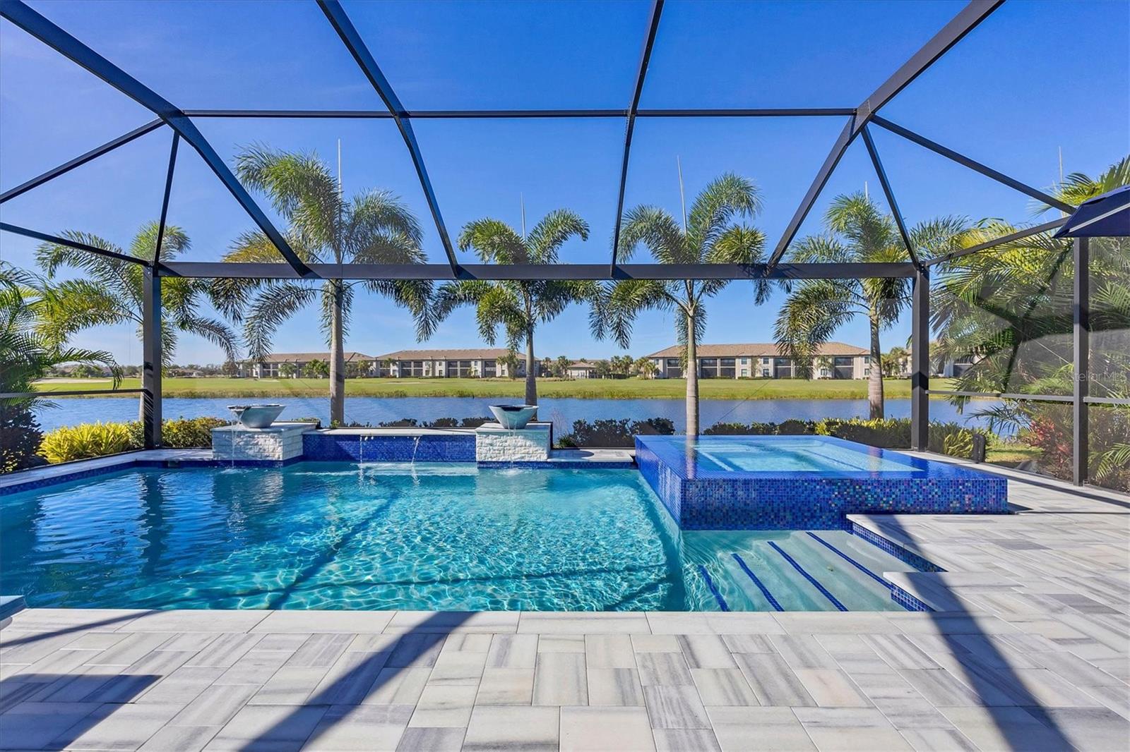 LAKEWOOD NATIONAL GOLF CULB PH II - Residential