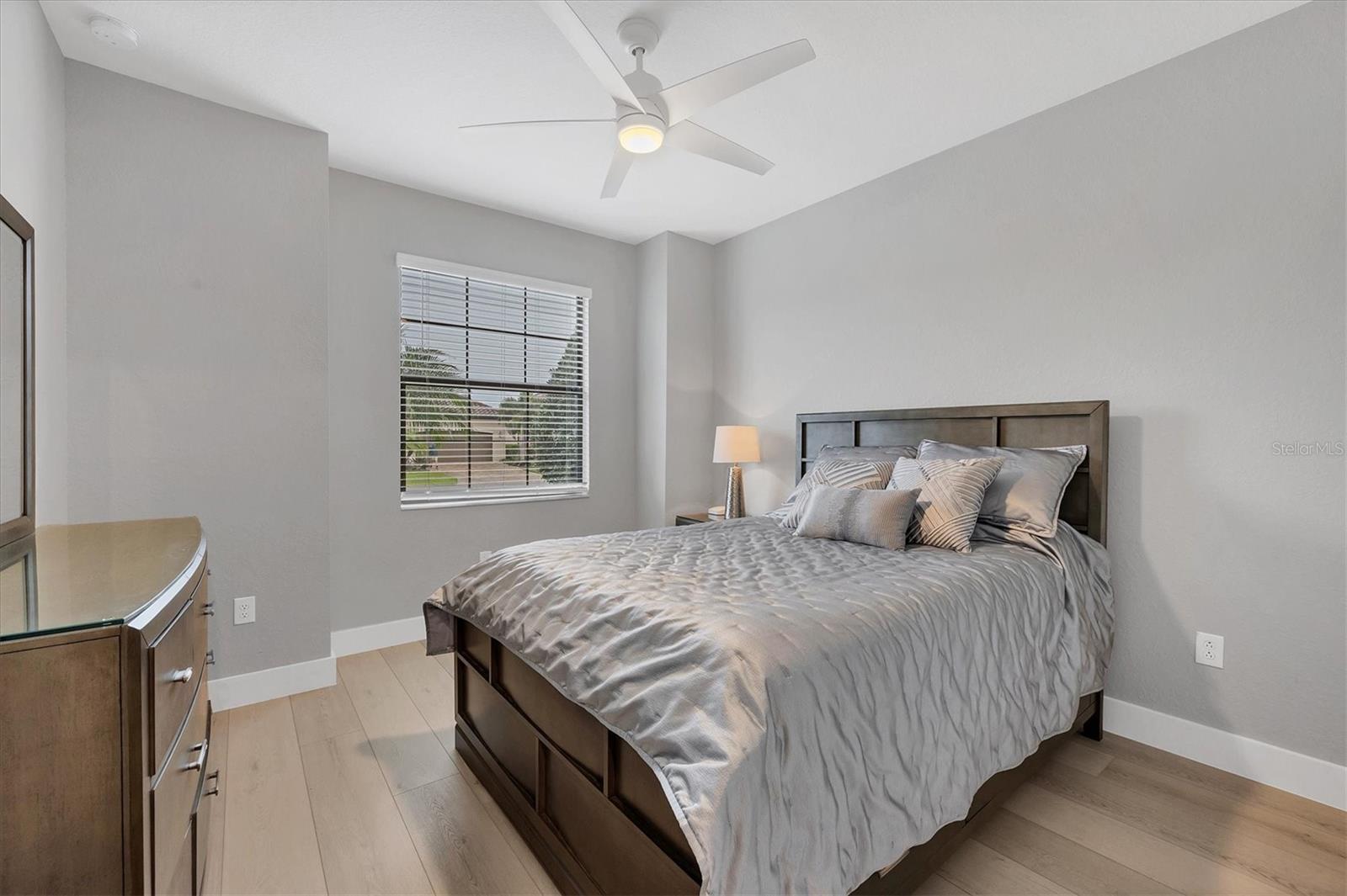 LAKEWOOD NATIONAL GOLF CULB PH II - Residential