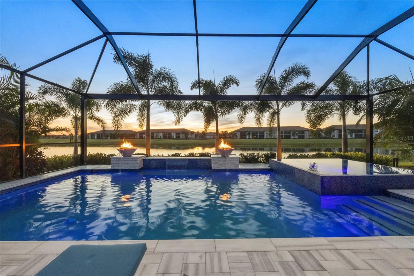 LAKEWOOD NATIONAL GOLF CULB PH II - Residential