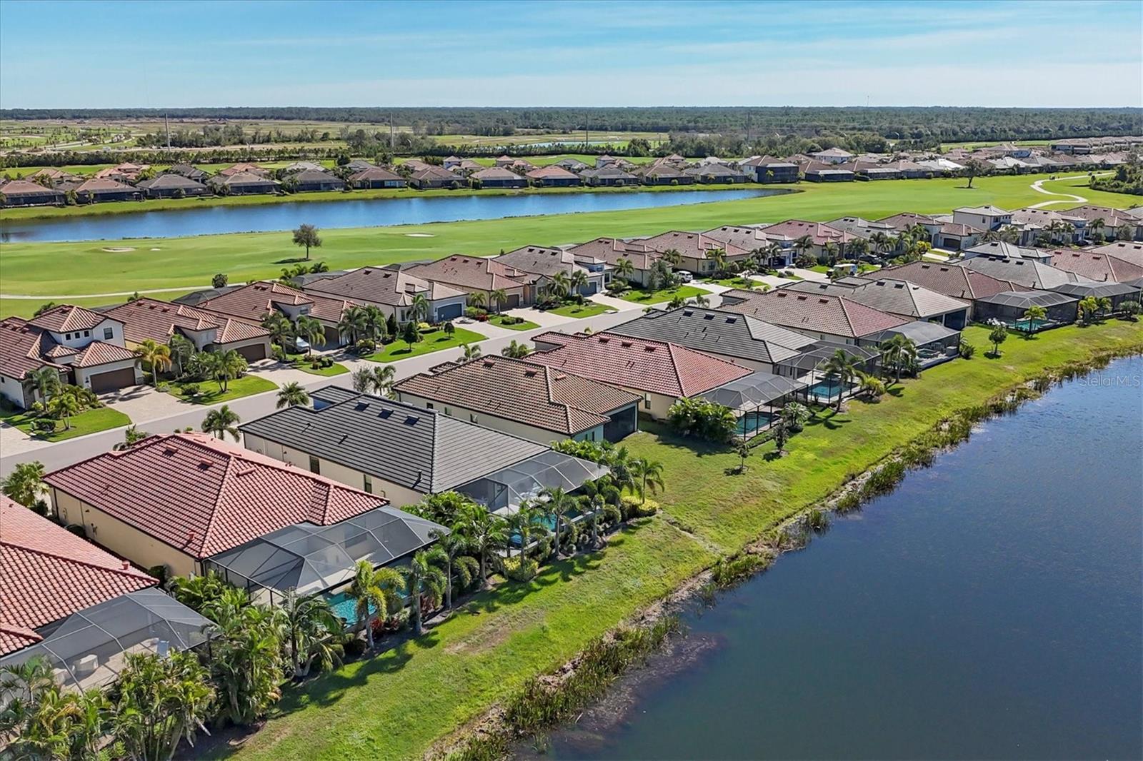 LAKEWOOD NATIONAL GOLF CULB PH II - Residential