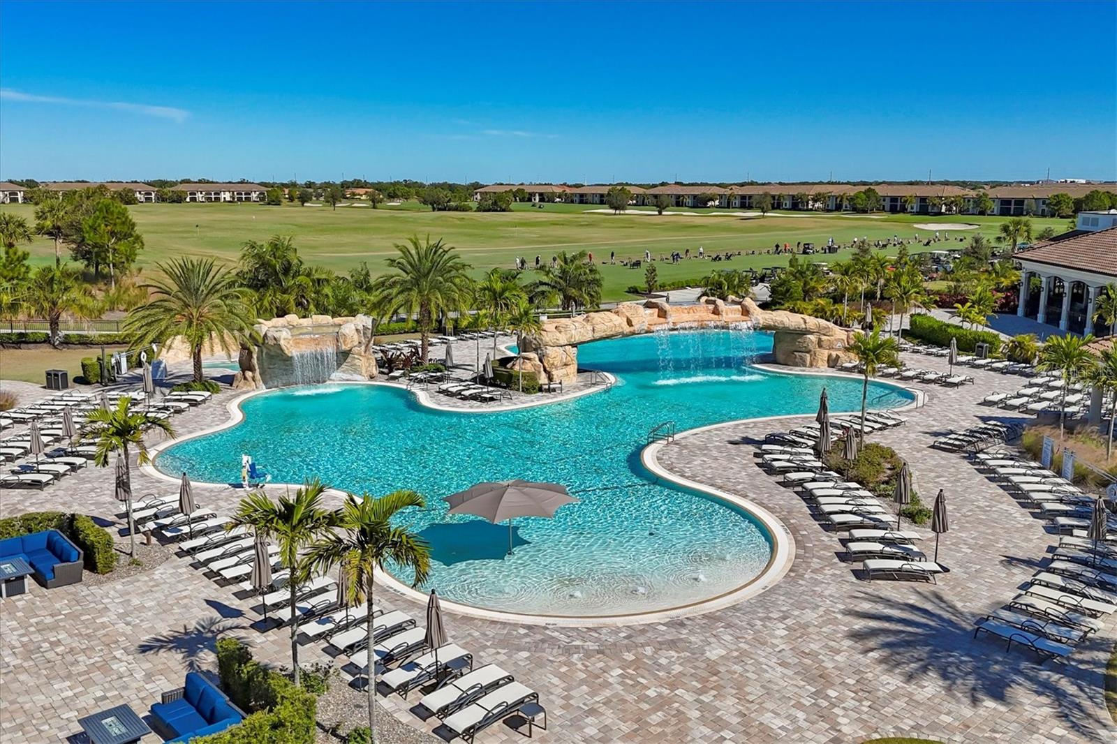 LAKEWOOD NATIONAL GOLF CULB PH II - Residential