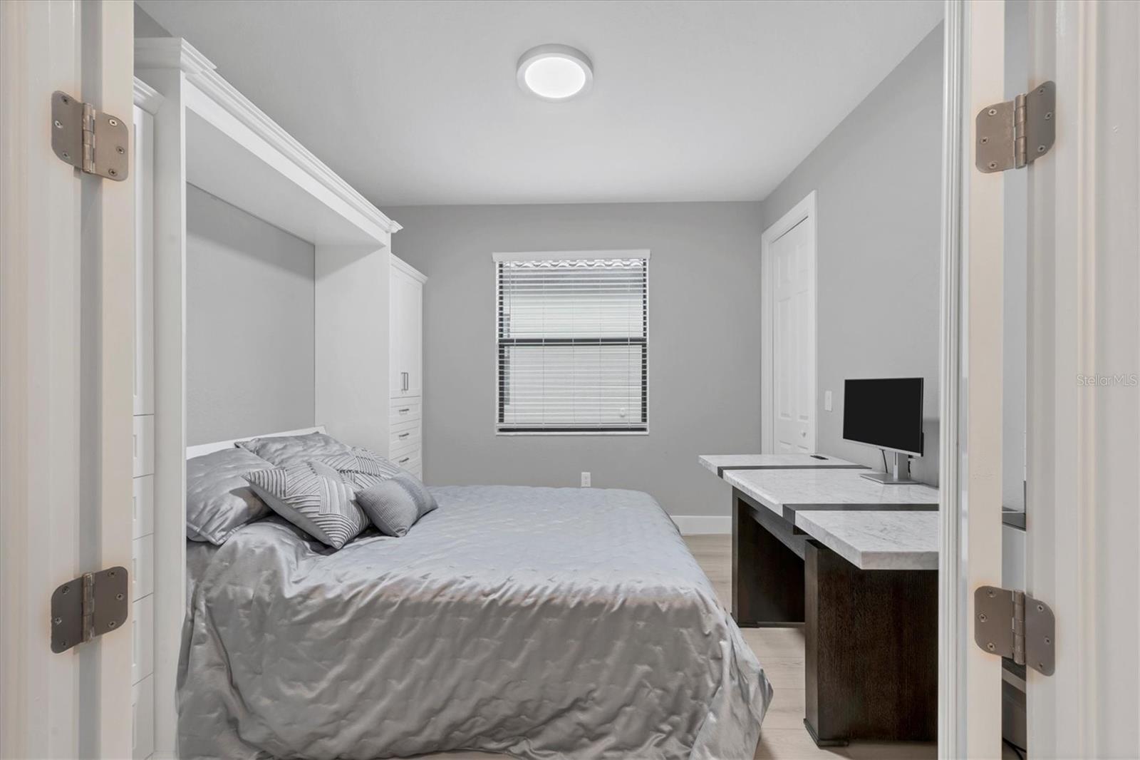 LAKEWOOD NATIONAL GOLF CULB PH II - Residential