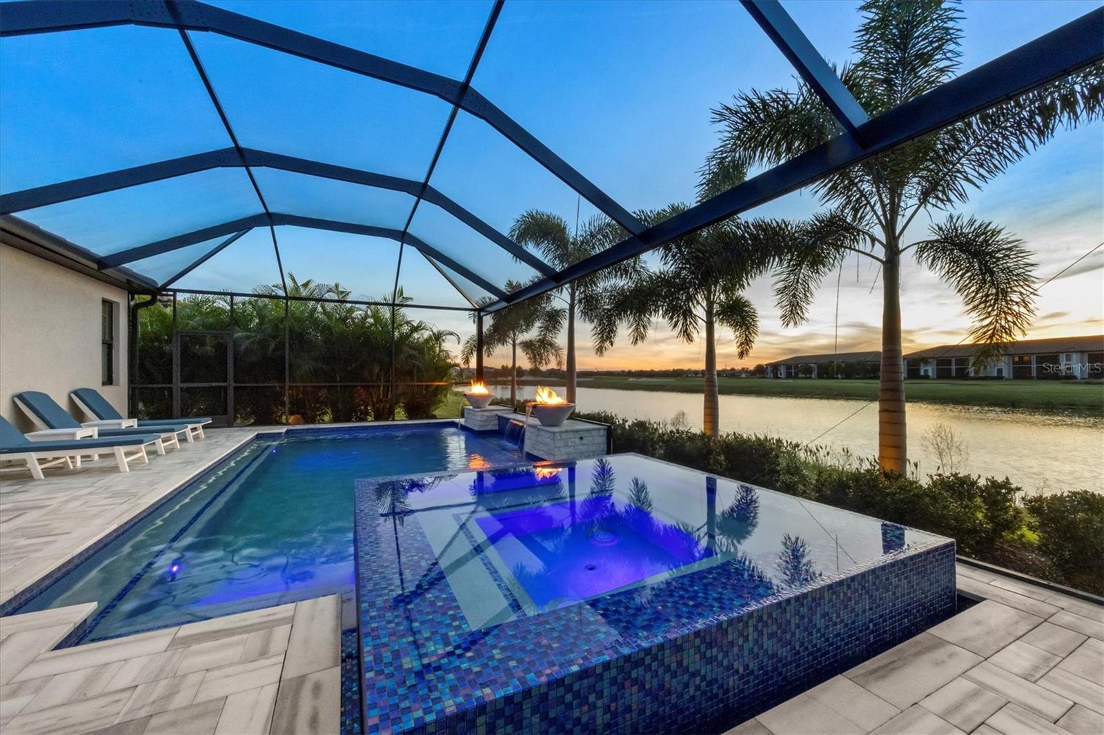 LAKEWOOD NATIONAL GOLF CULB PH II - Residential