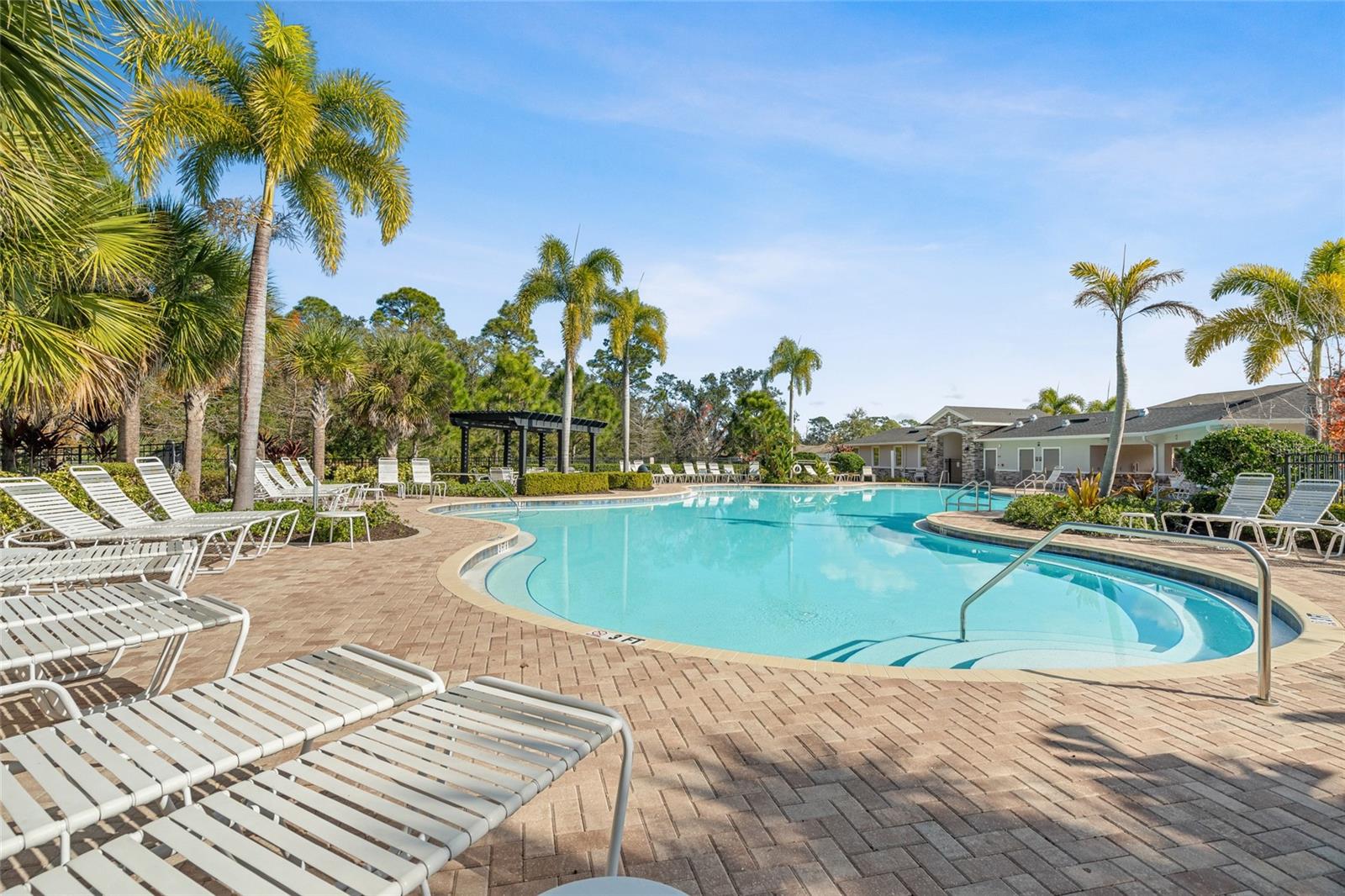 BAY LANDING - Residential