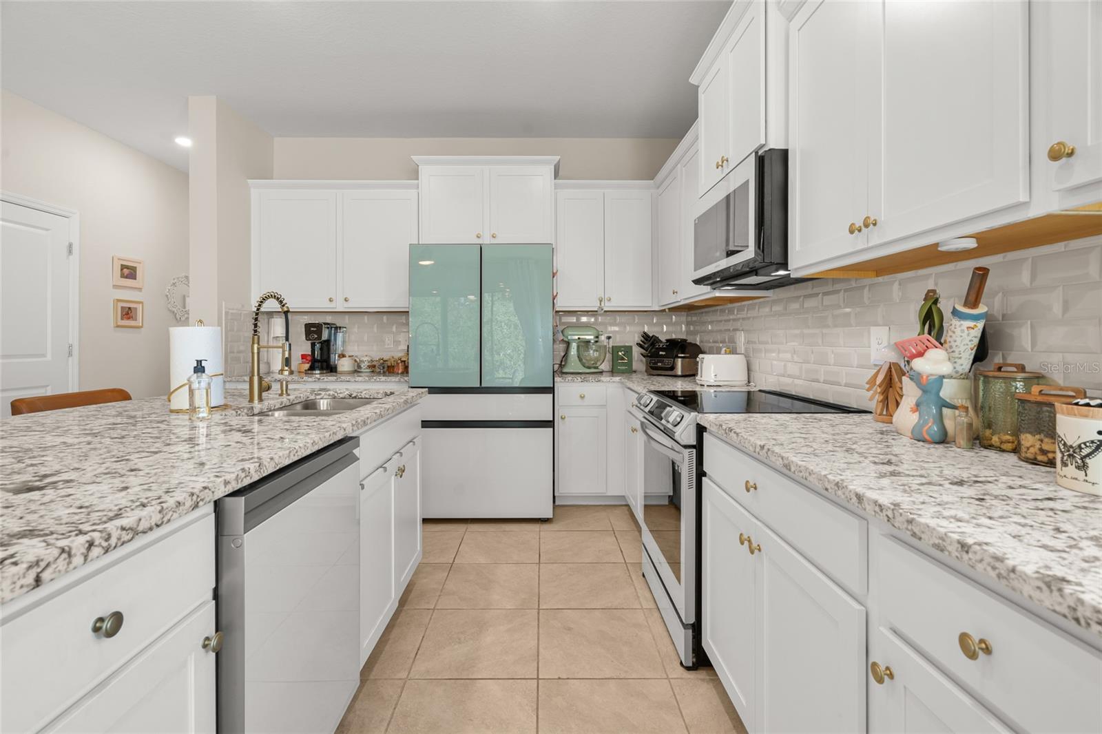 BAY LANDING - Residential