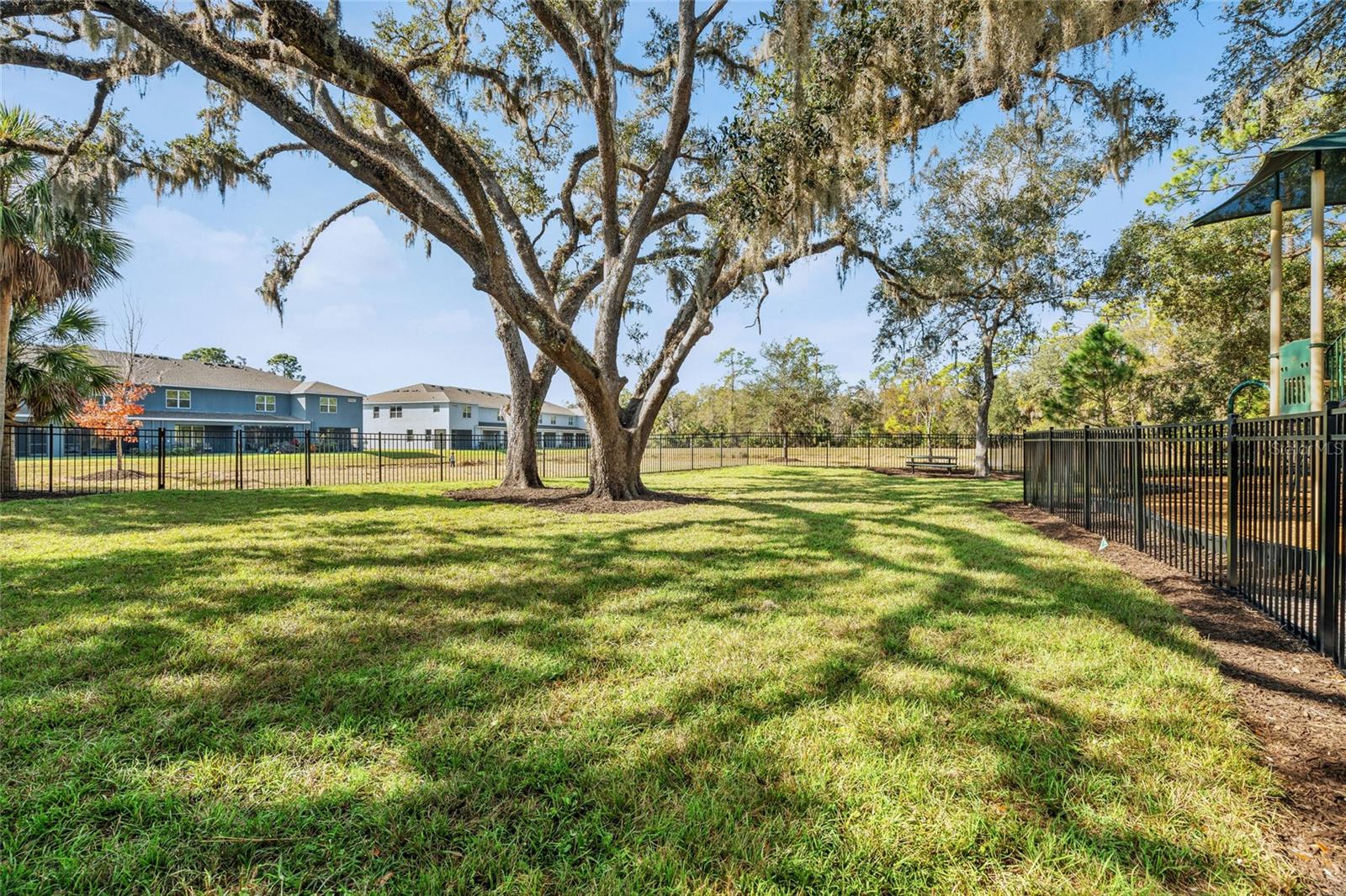 BAY LANDING - Residential