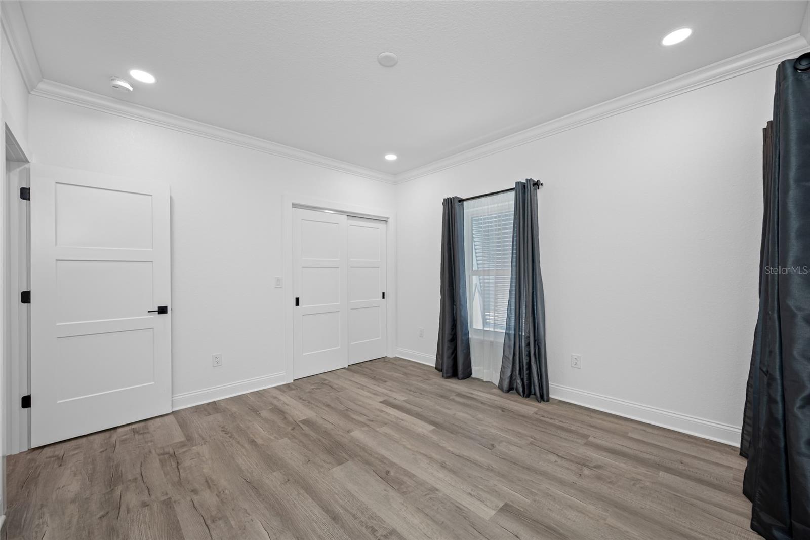 KIPPS COLONY ESTATES AT PASADENA YACHT/COUNTRY CL - Residential