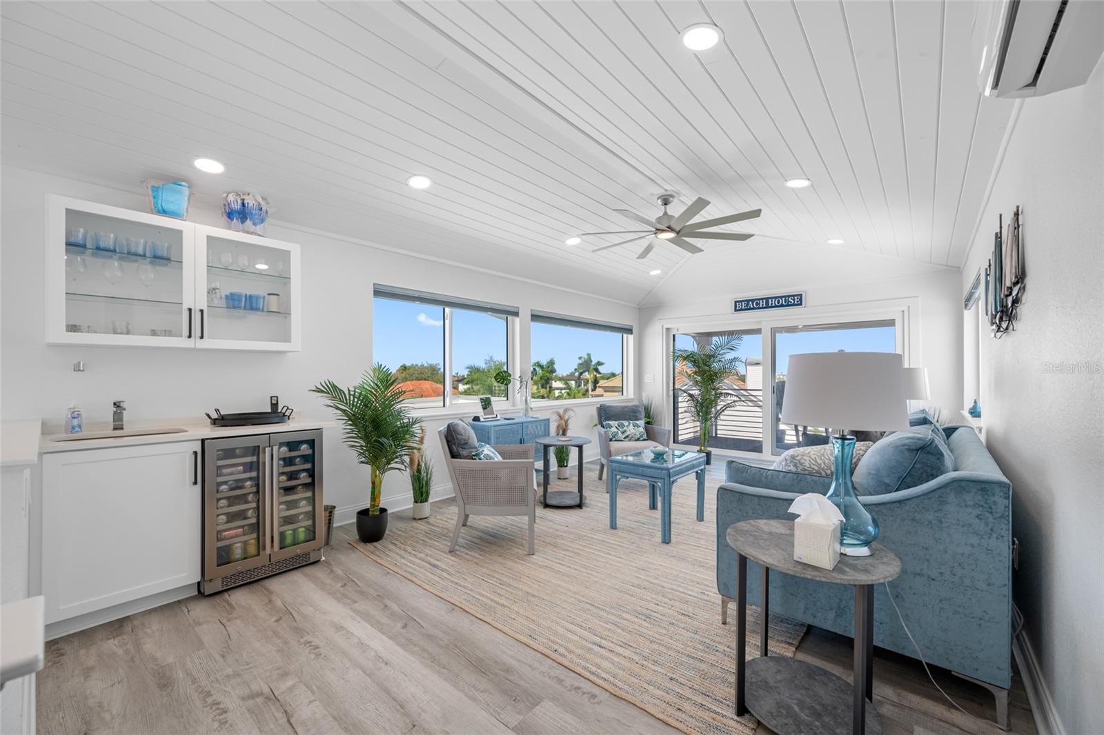 KIPPS COLONY ESTATES AT PASADENA YACHT/COUNTRY CL - Residential